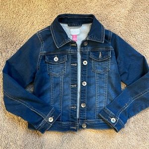 Girls jean jacket size 7-8 euc